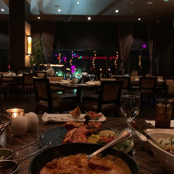 Снимок сделан в Spice Affair Beverly Hills Indian Restaurant пользователем Majed A. 11/12/2019