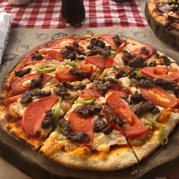 5/22/2019에 😎 Burak 😎님이 Pizza Palermo 2 GO에서 찍은 사진