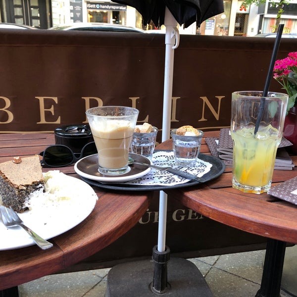 รูปภาพถ่ายที่ Berliner Kaffeerösterei โดย Marcus S. เมื่อ 5/6/2018