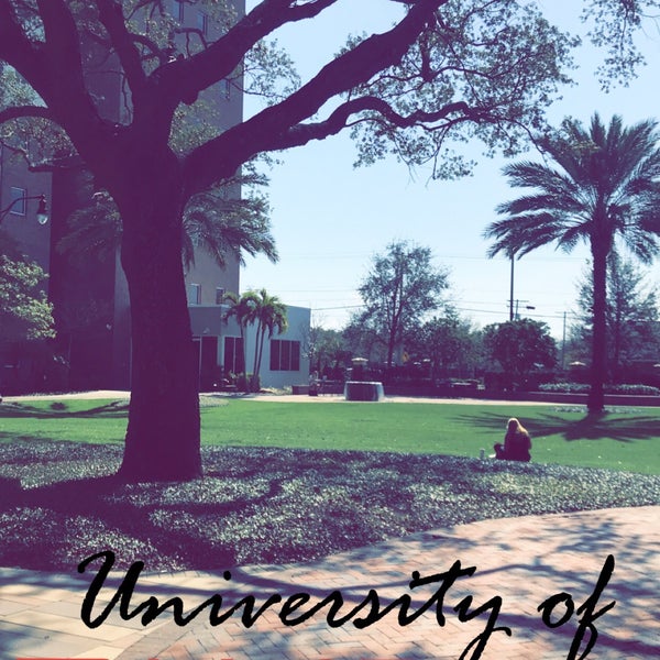 2/9/2021에 D 🇺🇸님이 University of Tampa에서 찍은 사진