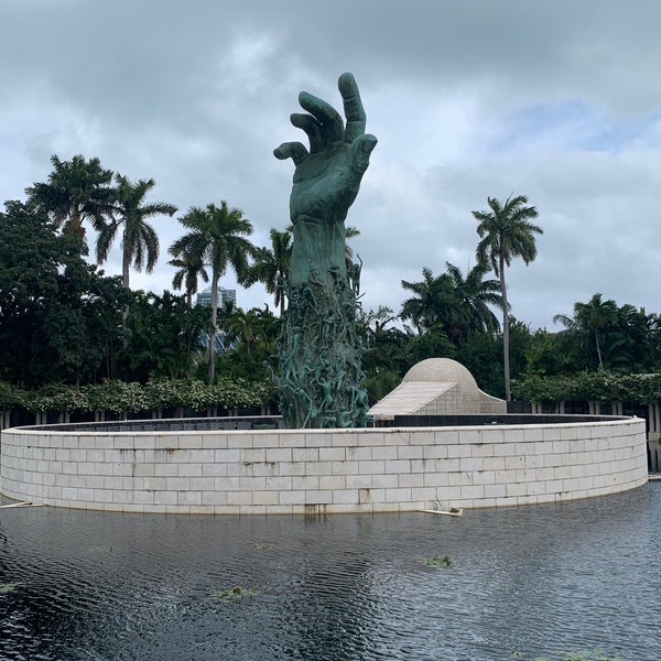 Снимок сделан в Мемориал Холокоста в Еврейской федерации Большого Майами пользователем Jeff A. 12/21/2019
