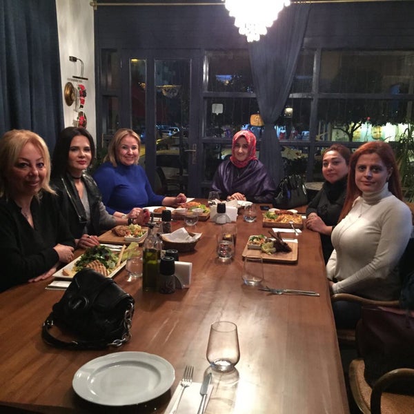 Photo taken at Viola İtalyan Rest by TC Edibe Yeşim Ö. on 12/23/2016