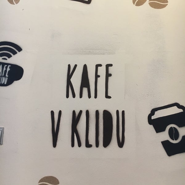 รูปภาพถ่ายที่ Kafe V Klidu โดย Keta K. เมื่อ 7/27/2017