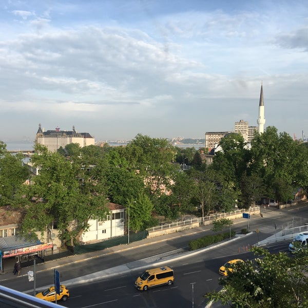 Photo taken at Deniz Hotel by Hüseyin T. on 5/15/2019