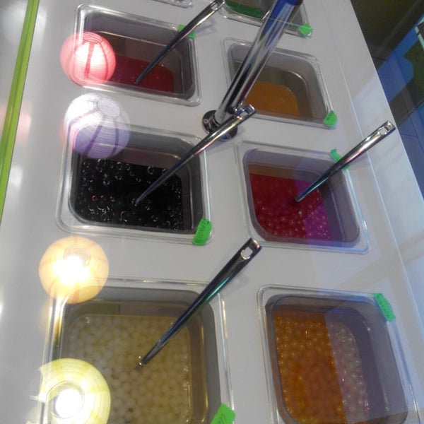 Big one bubble tea. Поппинг бабл ти. Бабл ти севастополь. Bubble tea белгород. Бабл ти в севастополе.