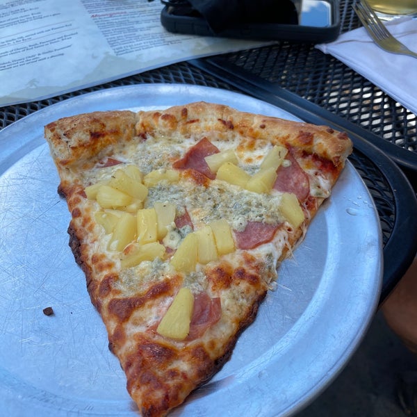 Photo taken at Moonlight Pizza &amp; Brewpub by Leah H. on 7/7/2020
