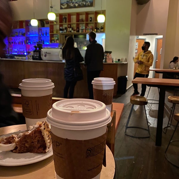 Foto diambil di Halcyon Coffee, Bar &amp; Lounge oleh F pada 2/20/2021