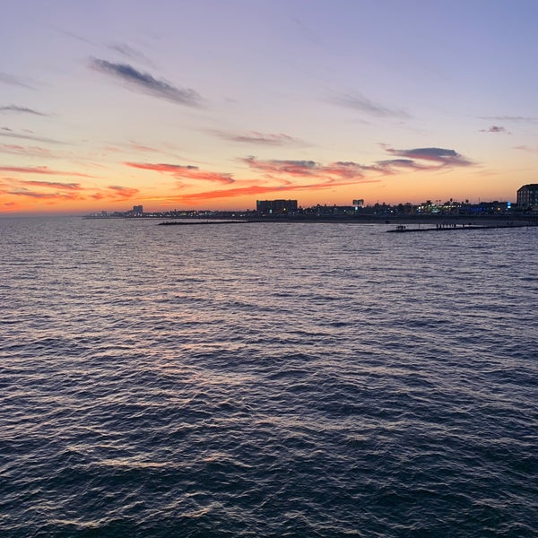 Снимок сделан в Galveston Island Historic Pleasure Pier пользователем F 12/25/2019
