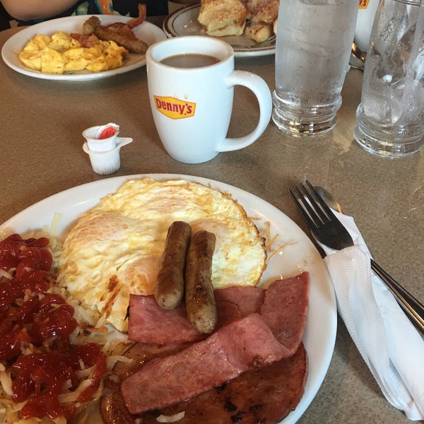 Denny's Evansville West Side Evansville, IN