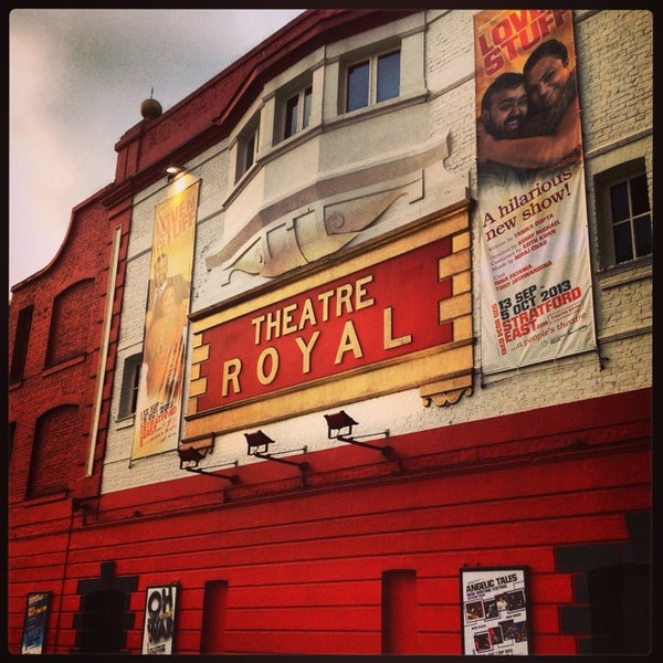 Foto tirada no(a) Theatre Royal Stratford East por Cyanide em 9/5/2013