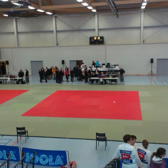 Centre Omnisports РІРёС€Рё