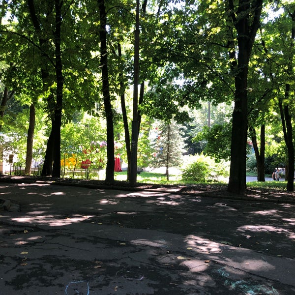 Ровно парки