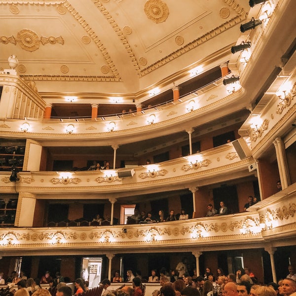 Foto diambil di Театр ім. Лесі Українки oleh Mariana S. pada 7/14/2019
