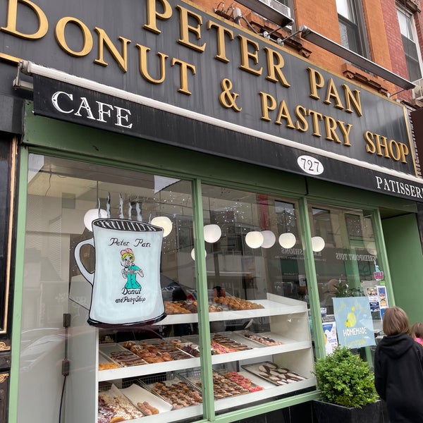 Photo taken at Peter Pan Donut &amp; Pastry Shop by michelle on 5/2/2022