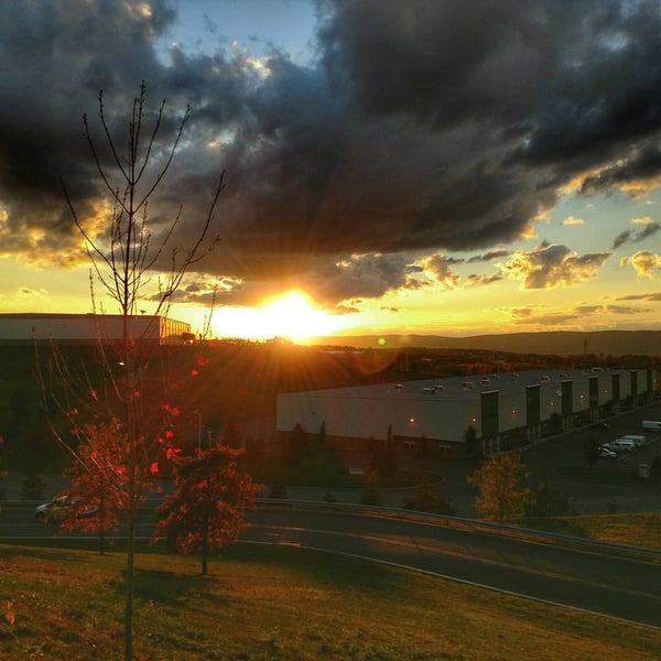 Photos at Lowes RDC 1449 200 Centerpoint Blvd