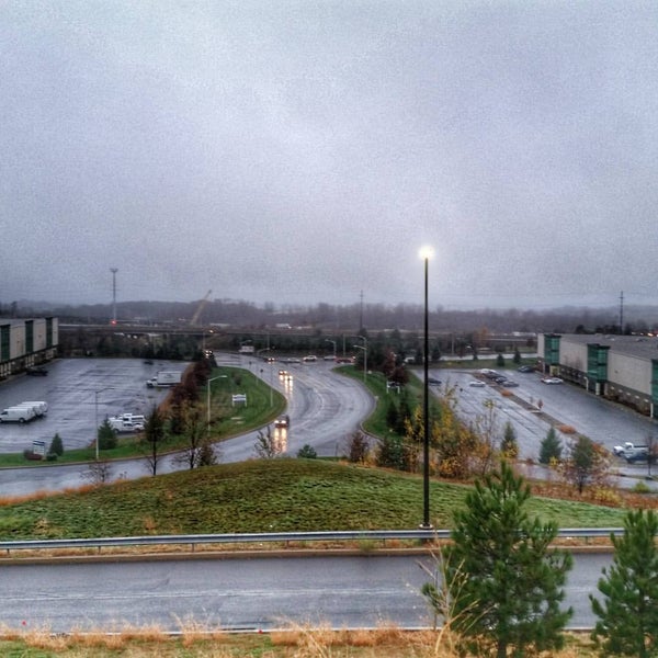 Photos at Lowes RDC 1449 200 Centerpoint Blvd