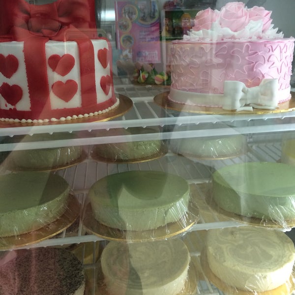 Jennifer Cakes