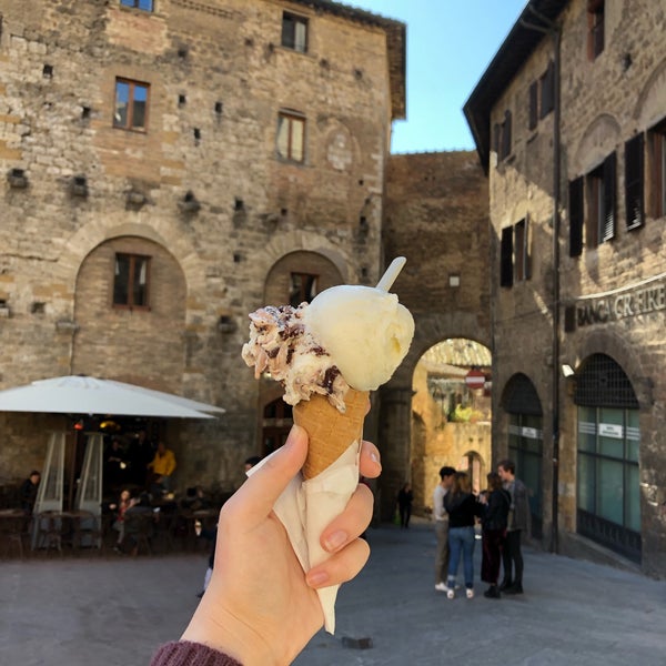 2/16/2019 tarihinde ちさと た.ziyaretçi tarafından San Gimignano 1300'de çekilen fotoğraf
