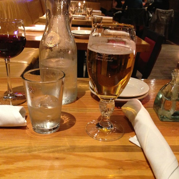 3/7/2013 tarihinde Justin P.ziyaretçi tarafından The Davis Restaurant &amp; Bar'de çekilen fotoğraf