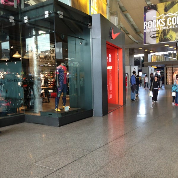 negozio nike roma termini