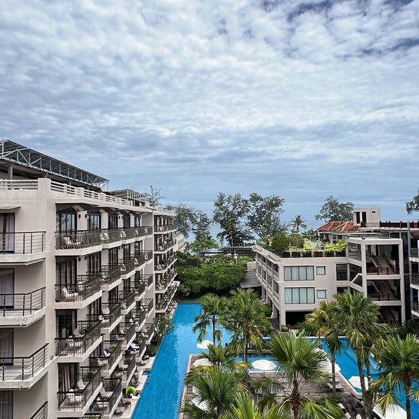 รูปภาพถ่ายที่ Baan Laimai Beach Resort Phuket โดย AD เมื่อ 5/25/2024