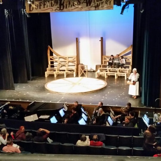 Foto diambil di The State Theatre oleh John B. pada 2/15/2015