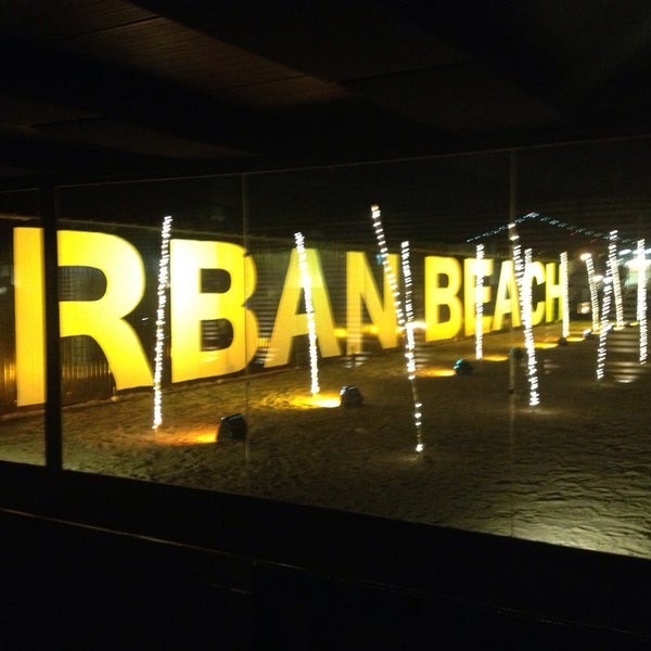 K Urban Beach Club nocturno en Lisboa