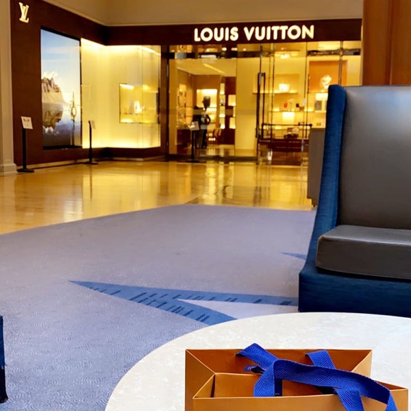 Louis Vuitton Frontenac Mall