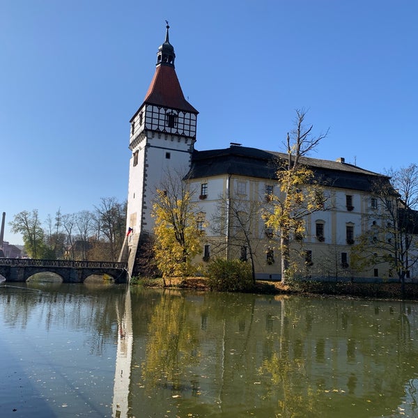 10/26/2019 tarihinde Nelli G.ziyaretçi tarafından Zámek Blatná'de çekilen fotoğraf