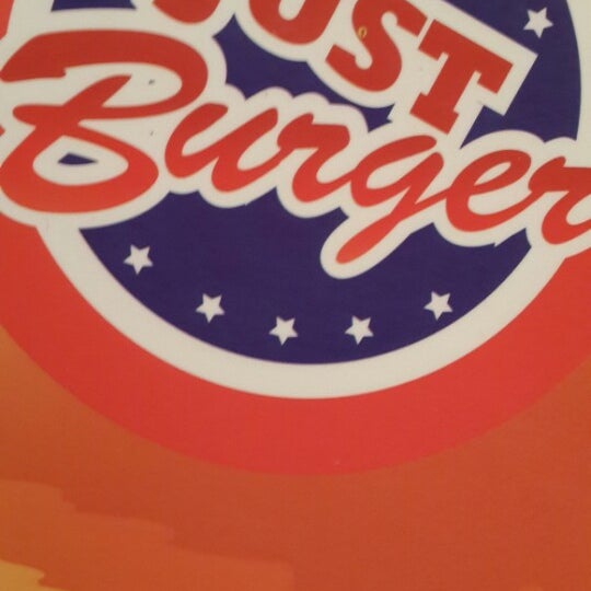 Photo taken at Just Burger by Njood S. on 10/4/2013