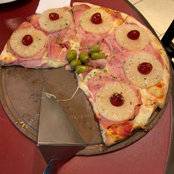 Das Foto wurde bei barDpizzas von Amo V. am 8/6/2019 aufgenommen