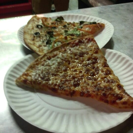 Photo taken at Joe&#39;s Pizza Buy the Slice by Jeff Z. on 1/6/2013