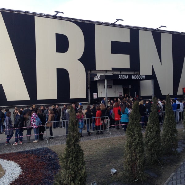 4/14/2013 tarihinde Artem D.ziyaretçi tarafından Bud Arena'de çekilen fotoğraf