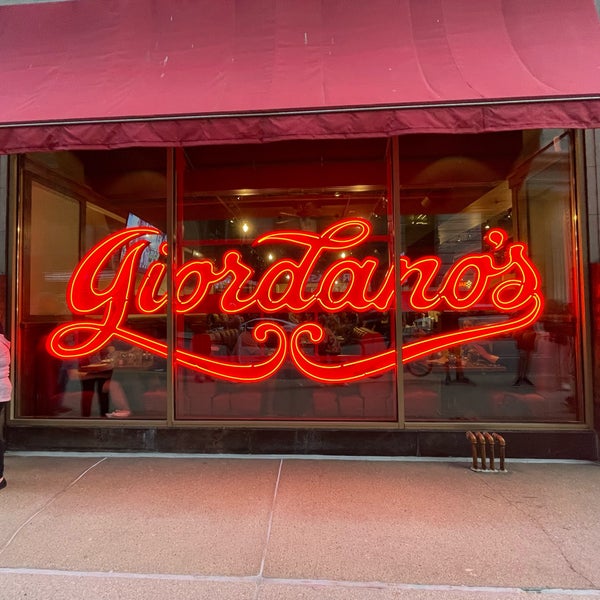 Photo taken at Giordano&#39;s by Laura H. on 10/10/2021