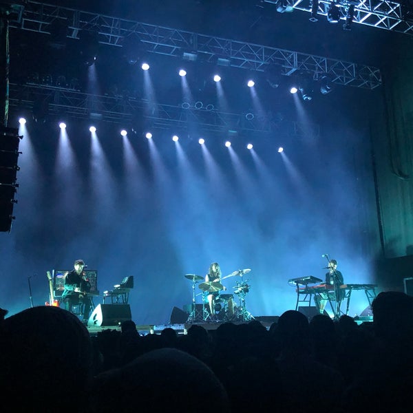 Photo taken at House of Blues by Laura H. on 10/7/2019