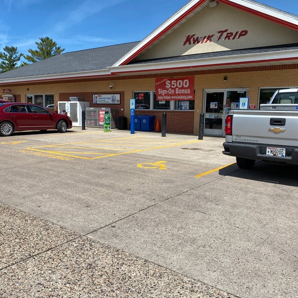 KWIK TRIP 740 1 tip from 330 visitors