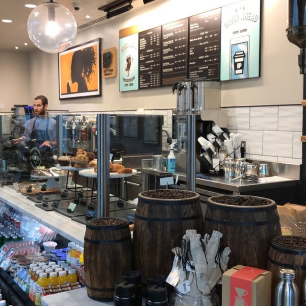 Photo taken at Peet&#39;s Coffee &amp; Tea by Faisal on 7/1/2019