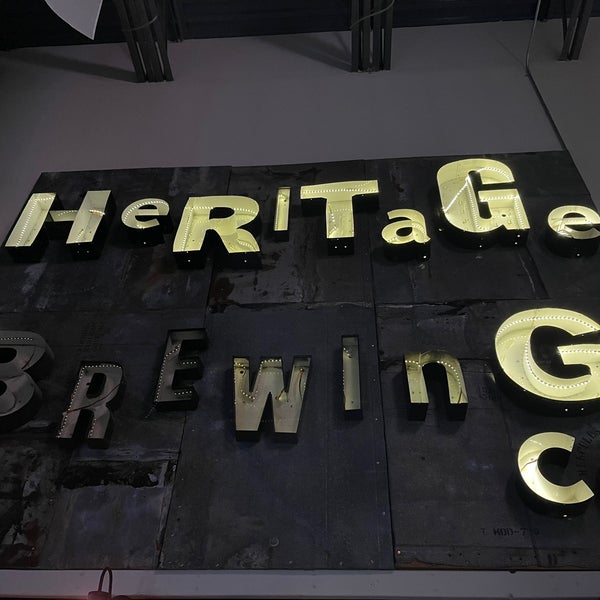 Foto tirada no(a) Heritage Brewing Co. por Tony C. em 3/26/2022