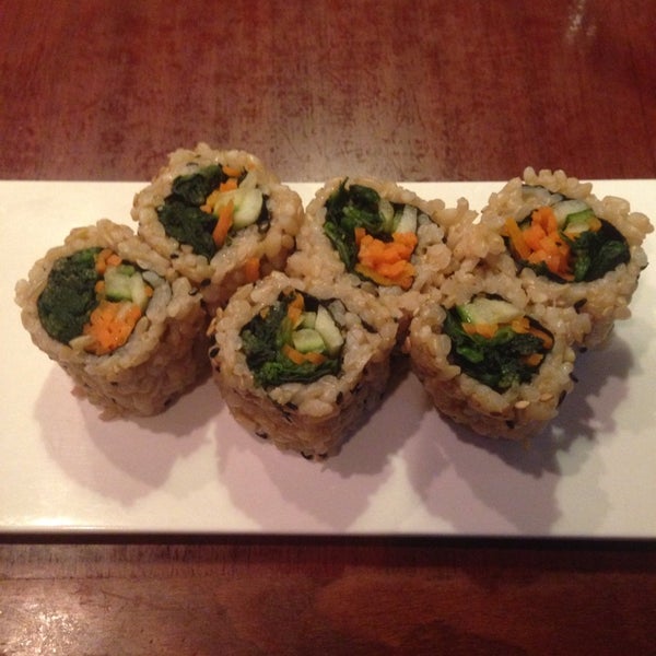 Photo taken at Makiman Sushi by Leanne A. on 5/17/2014