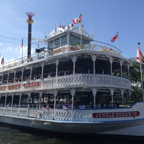 4/7/2014にТалина Д.がJungle Queen Riverboatで撮った写真
