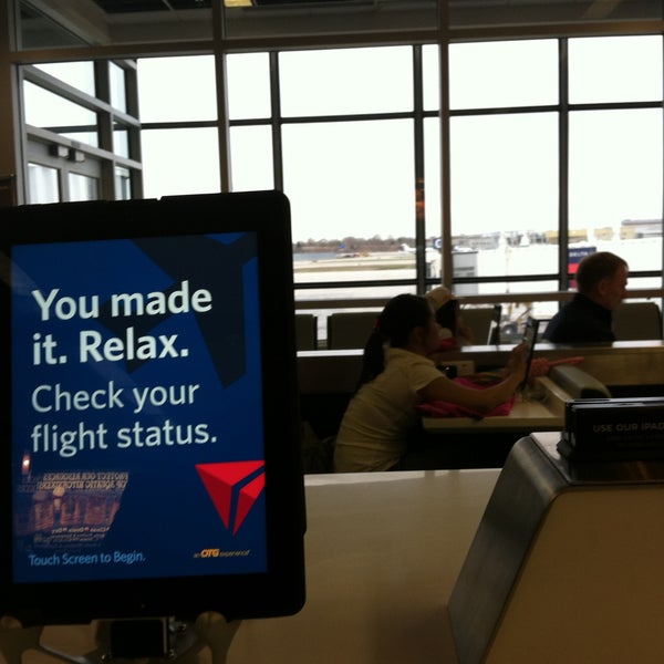 Photo taken at Minneapolis–Saint Paul International Airport (MSP) by Gonzalo C. on 5/2/2013