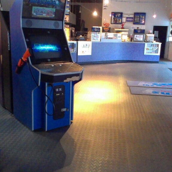 Screens at the Continent 14 tips from 201 visitors