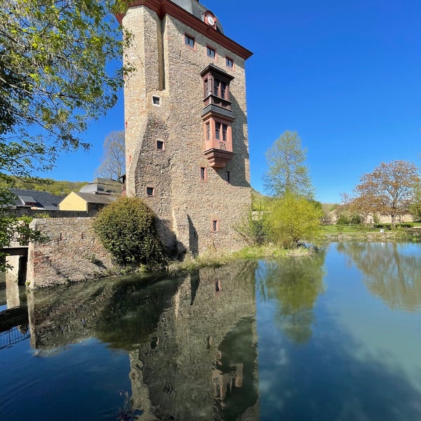 Снимок сделан в Schloss Vollrads пользователем Caglar C. 4/17/2022