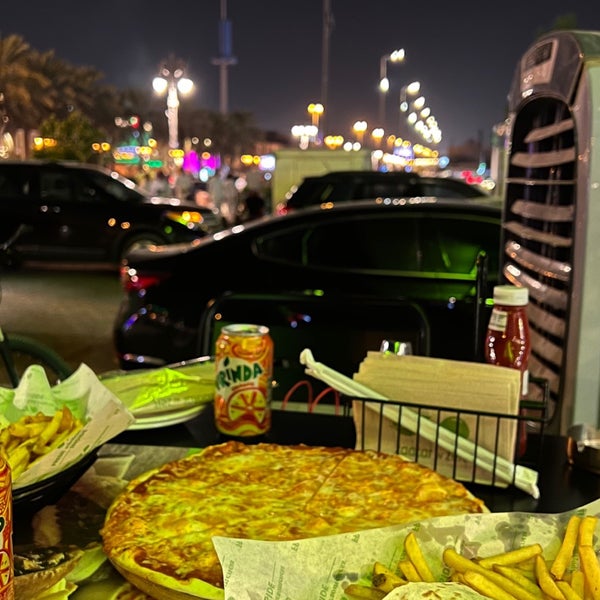 Foto scattata a Zaatar w Zeit da EVA 🦌 il 10/12/2022