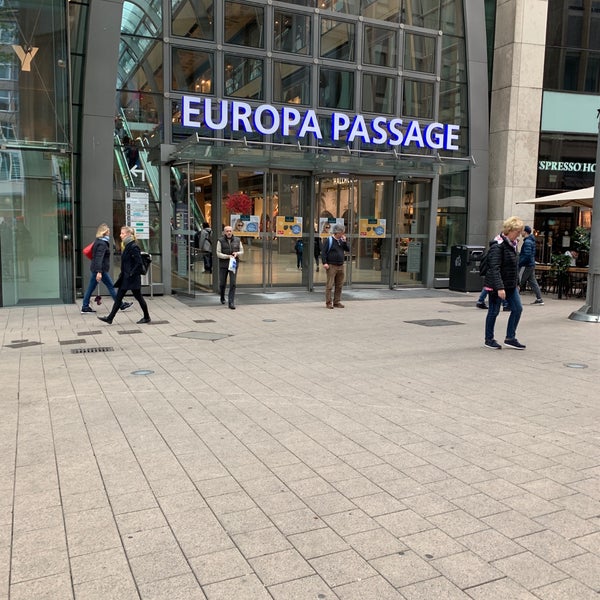 Foto diambil di Europa Passage oleh Danijel I. pada 5/16/2019