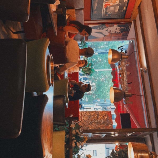Foto diambil di Parsa Restaurant oleh ‎‏La reina mora . pada 7/17/2022