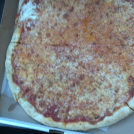 Broadway Pizza Downtown Paterson 200 ziyaretçidan 11 tavsiye