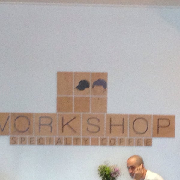 4/21/2014에 Avi M.님이 Workshop Brothers Specialty Coffee에서 찍은 사진