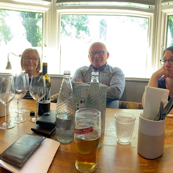 The Axe and Cleaver Dunham Massey'de Gastropub