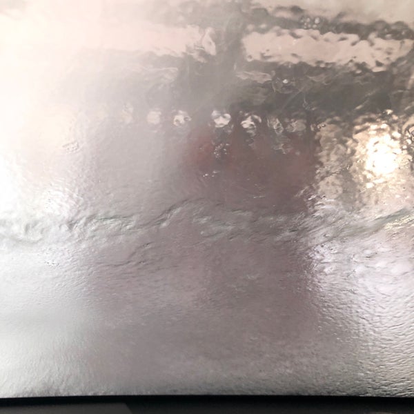 Foto scattata a The Bubble Bath Car Wash da Mapes il 7/31/2022